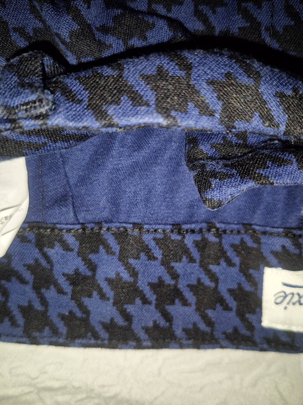 Old Navy Blue and Black Houndstooth Top